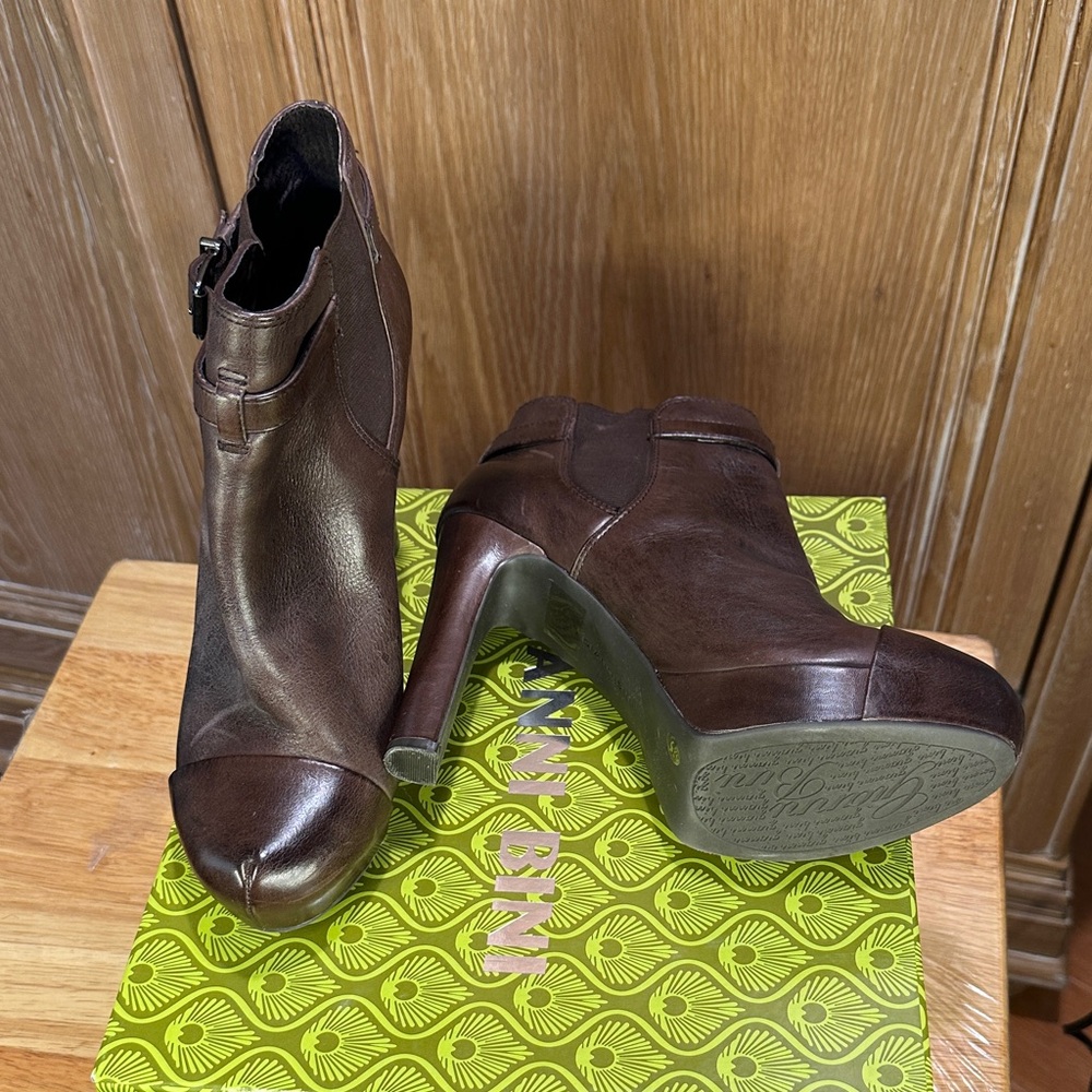 Gianni Bini Dark Wood Ankle Booties